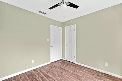 1422 Yorkshire Drive, Austin, TX 78723 - Photo 16