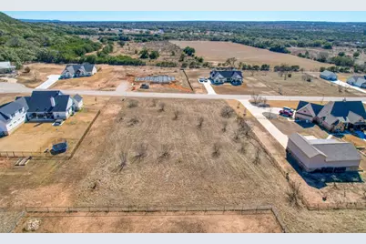 118 E Wranglers Way Way, Burnet, TX 78611 - Photo 10