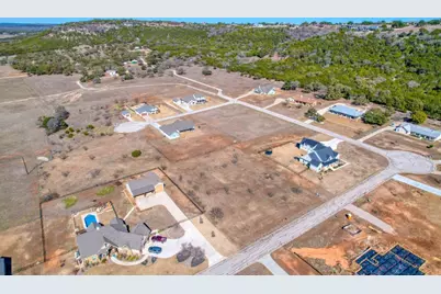 118 E Wranglers Way Way, Burnet, TX 78611 - Photo 12