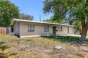 8518 Brookfield Dr, Austin, TX 78758 - Photo 2