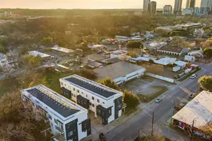 1801 E 2nd St, Austin, TX 78702 - Photo 32