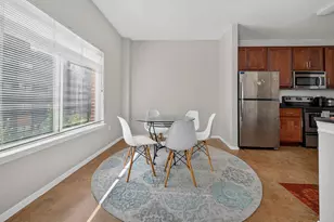 910 W 25th St, Austin, TX 78705 - Photo 24