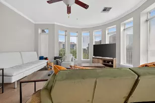 910 W 25th St, Austin, TX 78705 - Photo 22