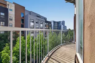 910 W 25th St, Austin, TX 78705 - Photo 18
