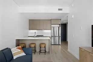 610 Davis St, Austin, TX 78701 - Photo 4