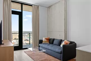 610 Davis St, Austin, TX 78701 - Photo 2