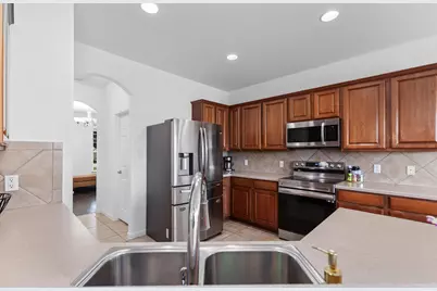1117 Cockrill Court, Hutto, TX 78634 - Photo 10