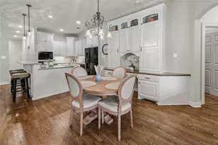 3914 Park Meadow Ln, Bryan, TX 77802 - Photo 14