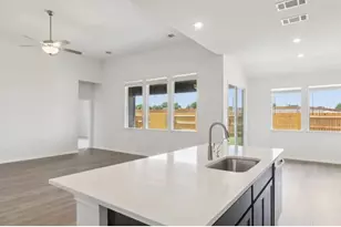 225 Divisadero Dr, Hutto, TX 78634 - Photo 4