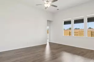 225 Divisadero Dr, Hutto, TX 78634 - Photo 6