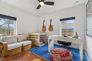 1712 Giles St, Austin, TX 78722 - Photo 30