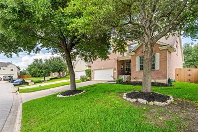 3105 Persimmon Valley Trail, Austin, TX 78732 - Photo 2