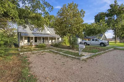 503 Wilkes Street, Smithville, TX 78957 - Photo 38