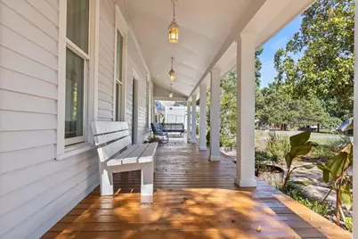 503 Wilkes Street, Smithville, TX 78957 - Photo 8