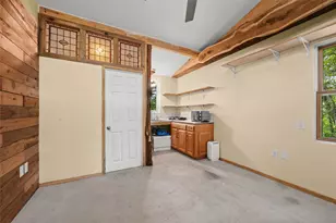 8200 Wavertree Ct, Austin, TX 78745 - Photo 14