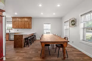 712 Enfield Dr, Rockdale, TX 76567 - Photo 10