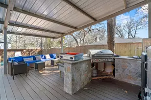 712 Enfield Dr, Rockdale, TX 76567 - Photo 30