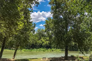 329 Riverwood Dr, Bastrop, TX 78602 - Photo 6