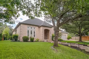 10200 Treasure Island Dr, Austin, TX 78730 - Photo 2