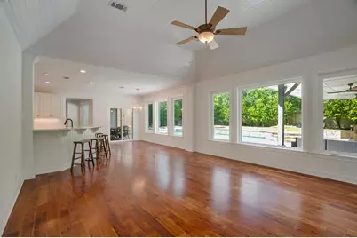 10200 Treasure Island Drive, Austin, TX 78730 - Photo 14