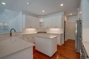 10200 Treasure Island Dr, Austin, TX 78730 - Photo 12