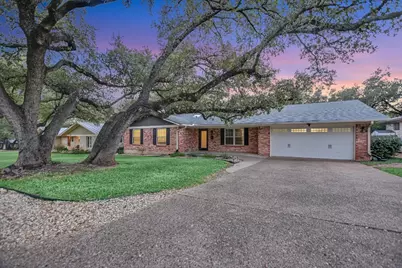 3921 Greystone Drive, Austin, TX 78731 - Photo 2