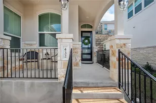 432 Cartwheel Bend, Austin, TX 78738 - Photo 2