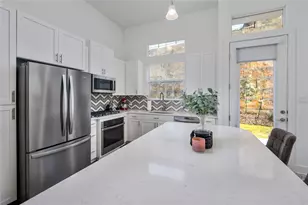 432 Cartwheel Bend, Austin, TX 78738 - Photo 8