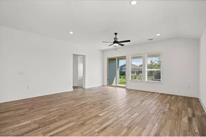 9704 Boathouse Drive, Austin, TX 78744 - Photo 6
