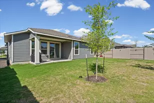 9704 Boathouse Dr, Austin, TX 78744 - Photo 18