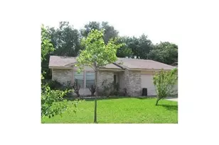 1903 Aberdeen Dr, Round Rock, TX 78664 - Photo 1