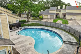 512 Eberhart Ln, Austin, TX 78745 - Photo 26