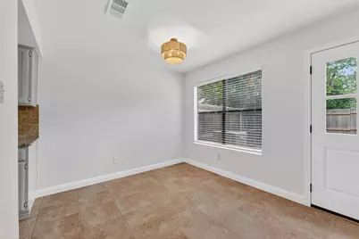 512 Eberhart Lane #203, Austin, TX 78745 - Photo 6
