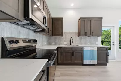 2309 Montopolis Drive #6, Austin, TX 78741 - Photo 12