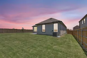 14516 Isidors Eagle Wy, Elgin, TX 78621 - Photo 16