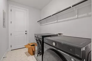 957 Arrowhead Ranch Blvd, Dripping Springs, TX 78620 - Photo 22