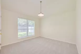 111 Arrowhead Ln, Georgetown, TX 78628 - Photo 32