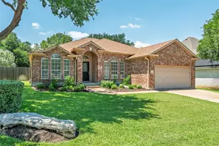 111 Arrowhead Ln, Georgetown, TX 78628 - Photo 2