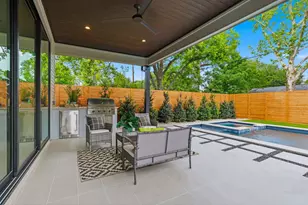 6611 Lexington Rd, Austin, TX 78757 - Photo 32