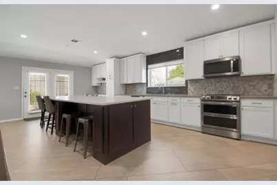 901 Bella Vista Circle, Kyle, TX 78640 - Photo 18