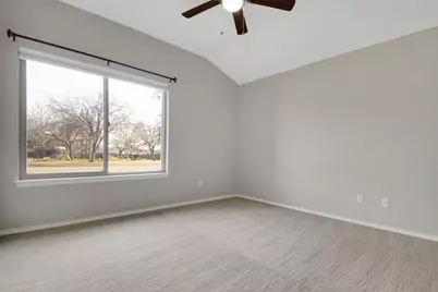 901 Bella Vista Circle, Kyle, TX 78640 - Photo 6