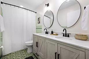 1317 Cloverleaf Dr, Austin, TX 78723 - Photo 32
