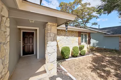 302 Splitrock Street, Round Rock, TX 78681 - Photo 8