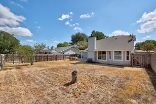 302 Splitrock St, Round Rock, TX 78681 - Photo 1