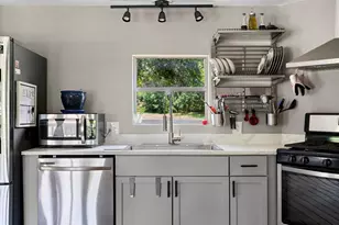 22601 22601 Dewberry Hollow Hollow, Leander, TX 78641 - Photo 8