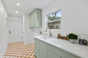 408 Rolling Green Dr, Lakeway, TX 78734 - Photo 16