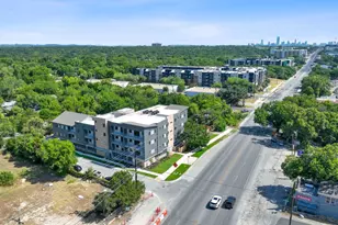 100 W Mockingbird Ln, Austin, TX 78745 - Photo 4