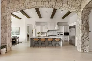 8217 Carranzo Dr W, Austin, TX 78735 - Photo 12