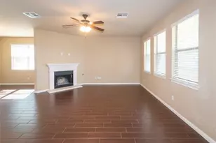 1078 Sussex Way, Round Rock, TX 78665 - Photo 4
