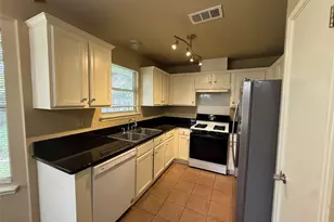2107 Yaupon Trail, Cedar Park, TX 78613 - Photo 2